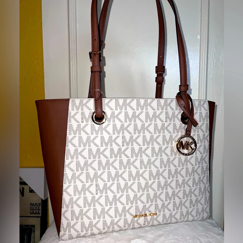 Michael Kors Bags Michael Kors Walsh Tote - Picture 8 of 8